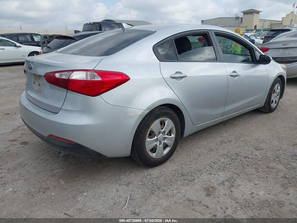KNAFX4A67F5330467 2015 KIA FORTE photo no. 4