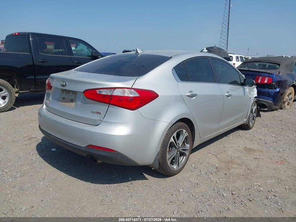 KNAFX4A86F5356110 2015 KIA FORTE photo no. 4