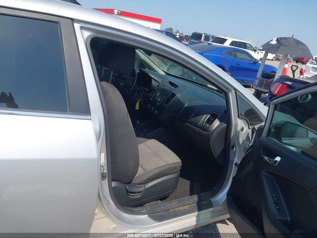 KNAFX4A86F5356110 2015 KIA FORTE photo no. 5