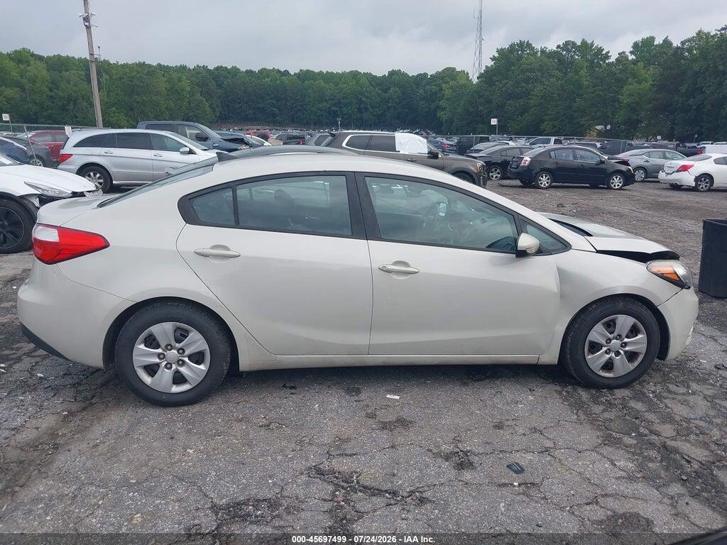 KNAFK4A64F5370679 2015 KIA FORTE photo no. 12