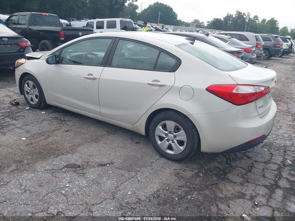 KNAFK4A64F5370679 2015 KIA FORTE photo no. 3