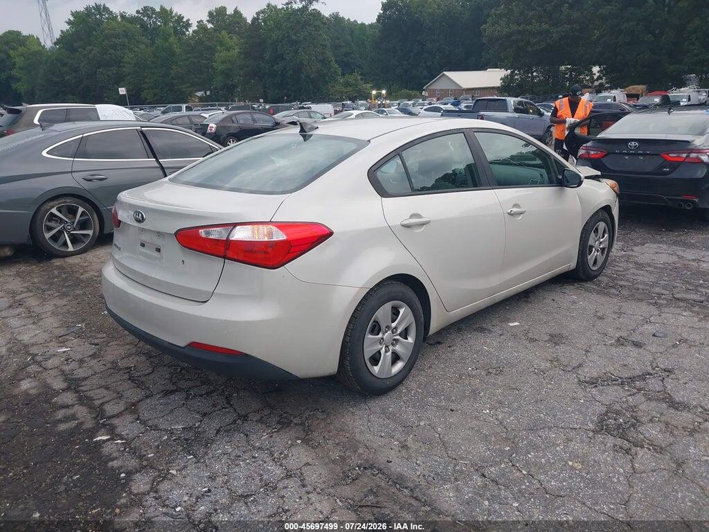 KNAFK4A64F5370679 2015 KIA FORTE photo no. 4