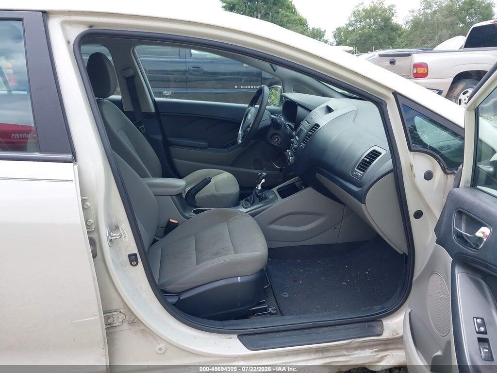 KNAFK4A69F5265927 2015 KIA FORTE photo no. 5