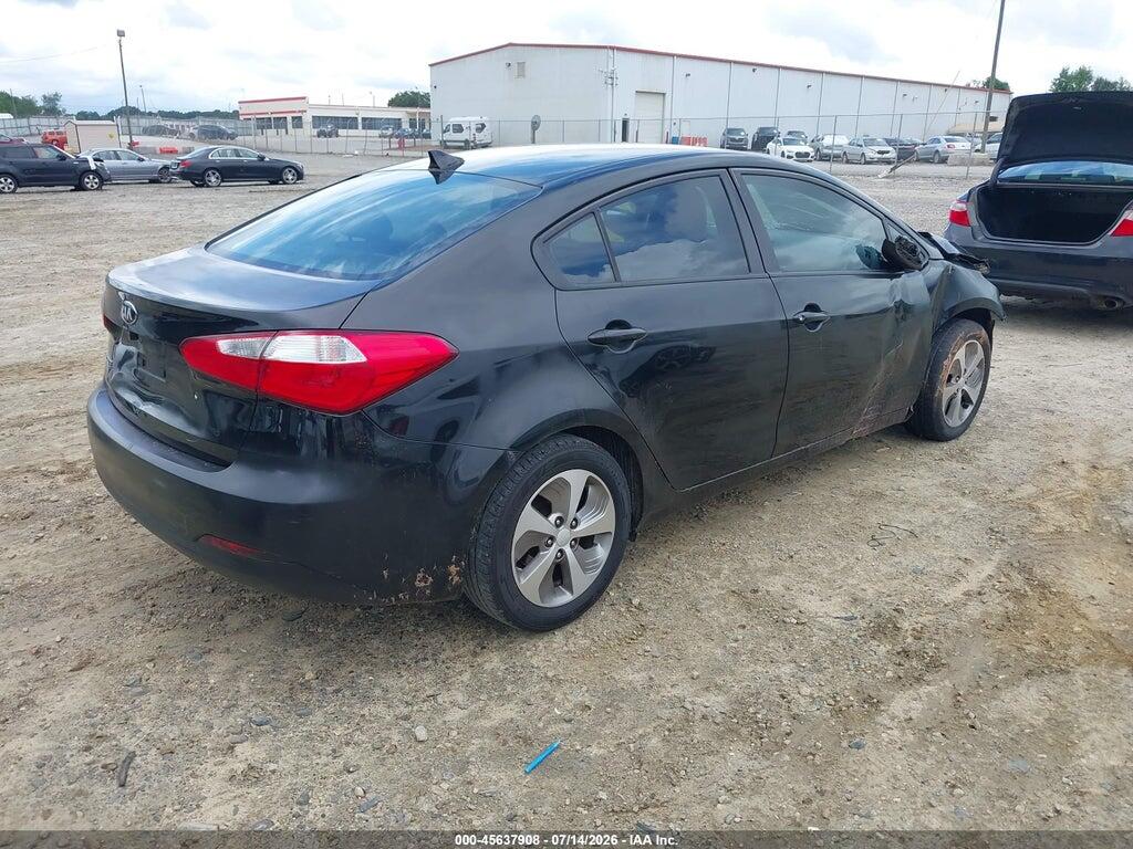 KNAFK4A61F5366489 2015 KIA FORTE photo no. 4