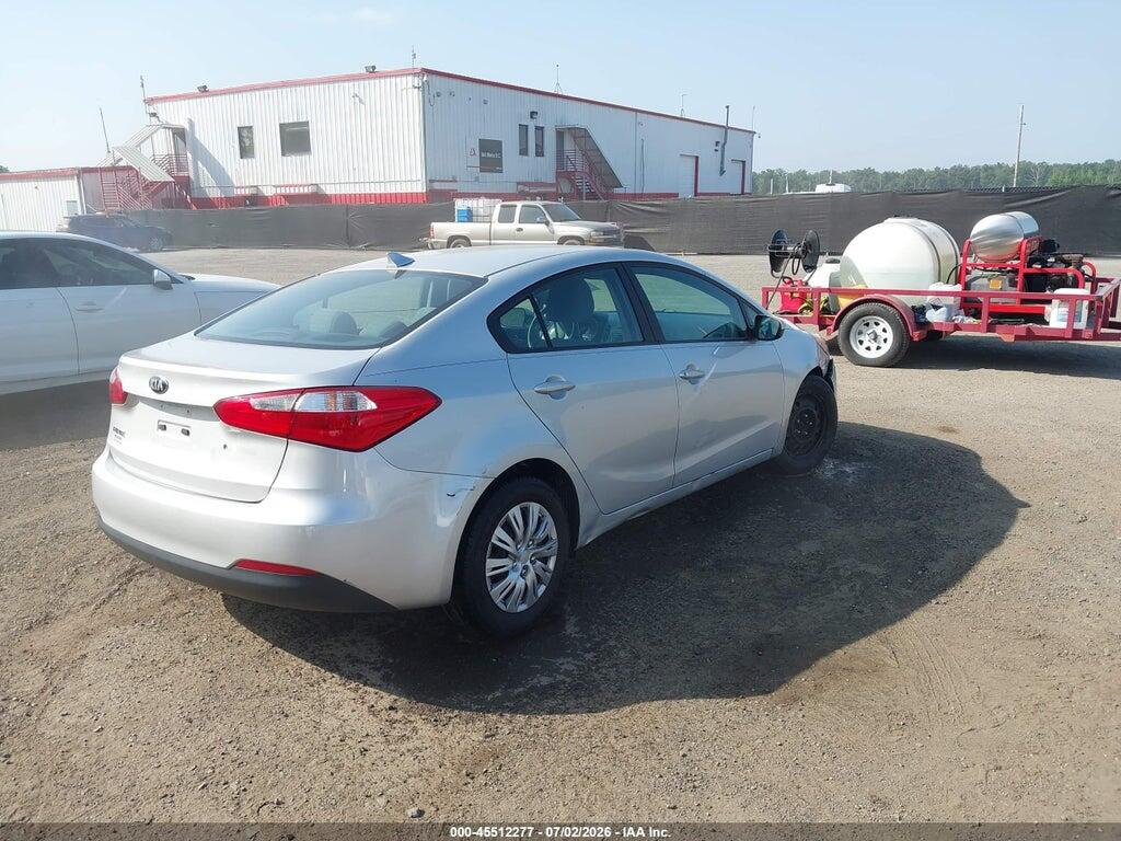 KNAFK4A65F5408159 2015 KIA FORTE photo no. 4