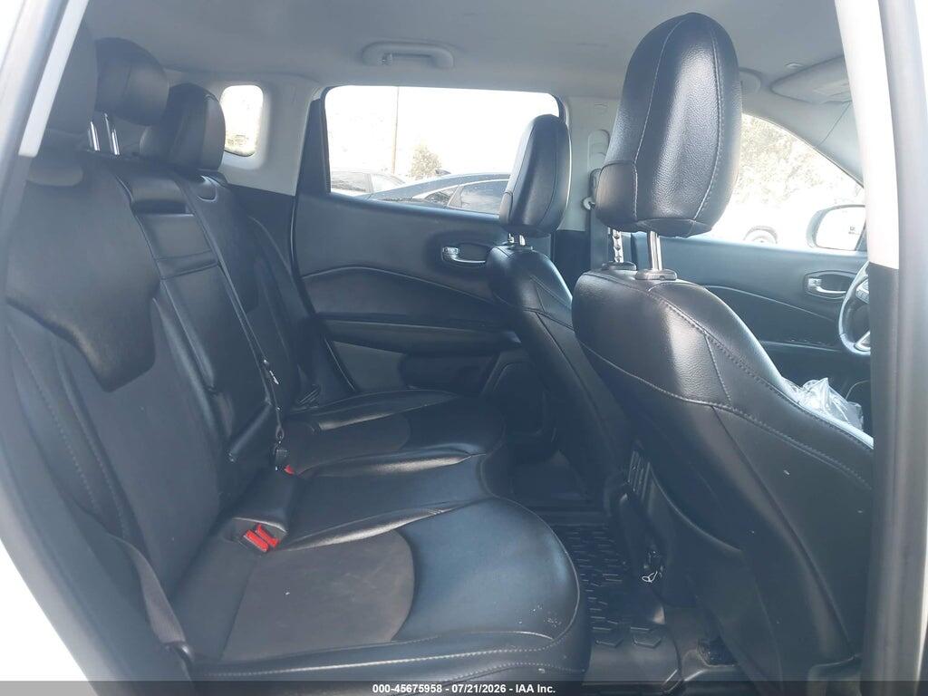 3C4NJCBB5KT743715 2019 JEEP COMPASS photo no. 8