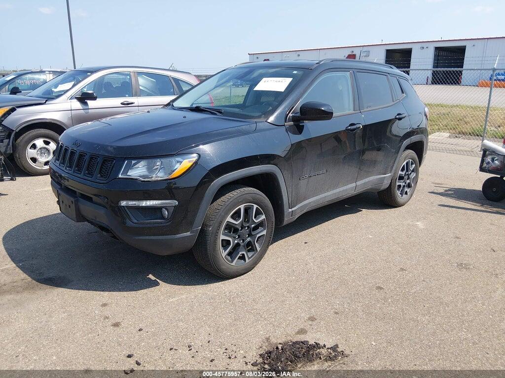 3C4NJDAB8KT689625 2019 JEEP COMPASS photo no. 2