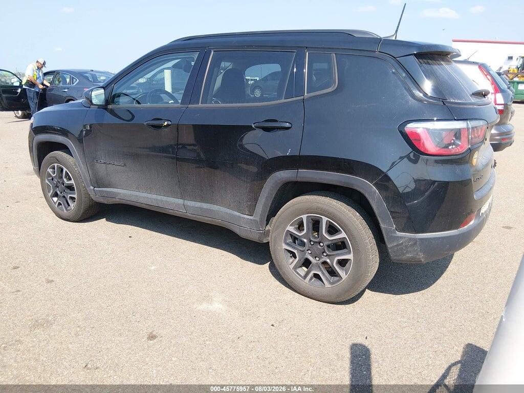 3C4NJDAB8KT689625 2019 JEEP COMPASS photo no. 3