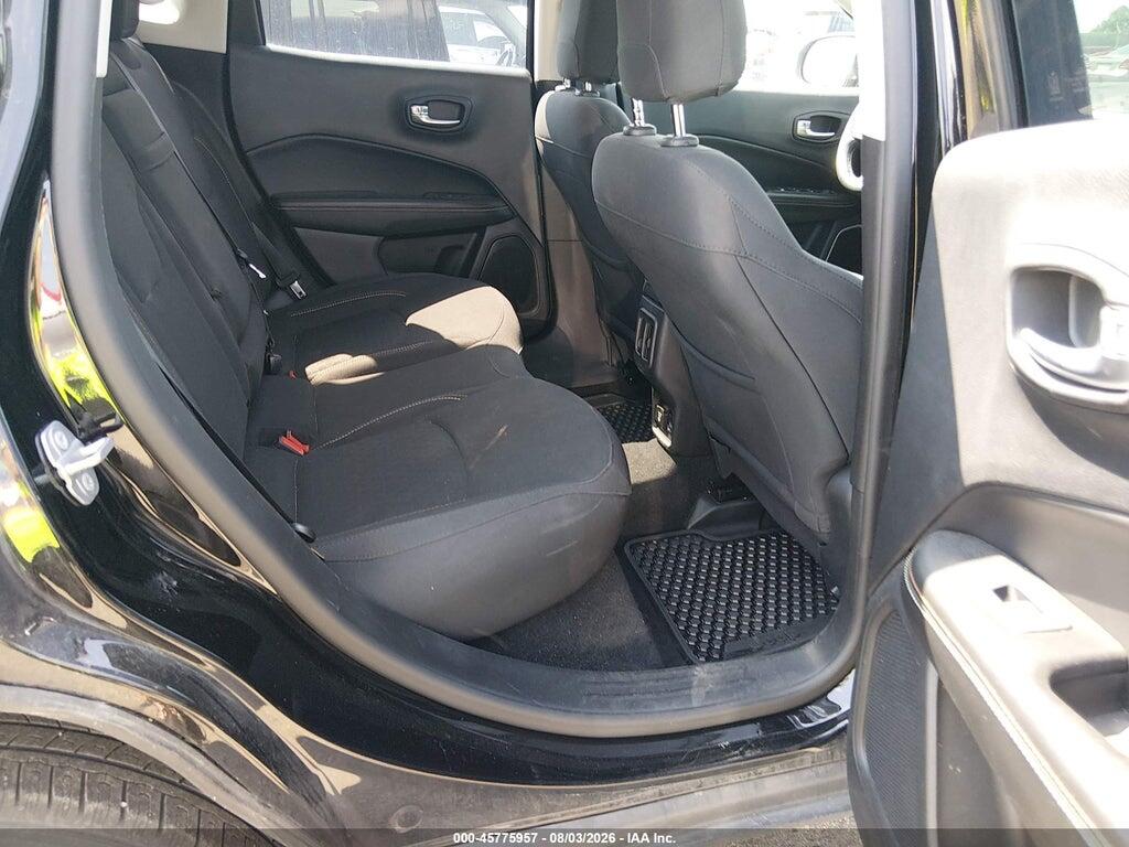 3C4NJDAB8KT689625 2019 JEEP COMPASS photo no. 8