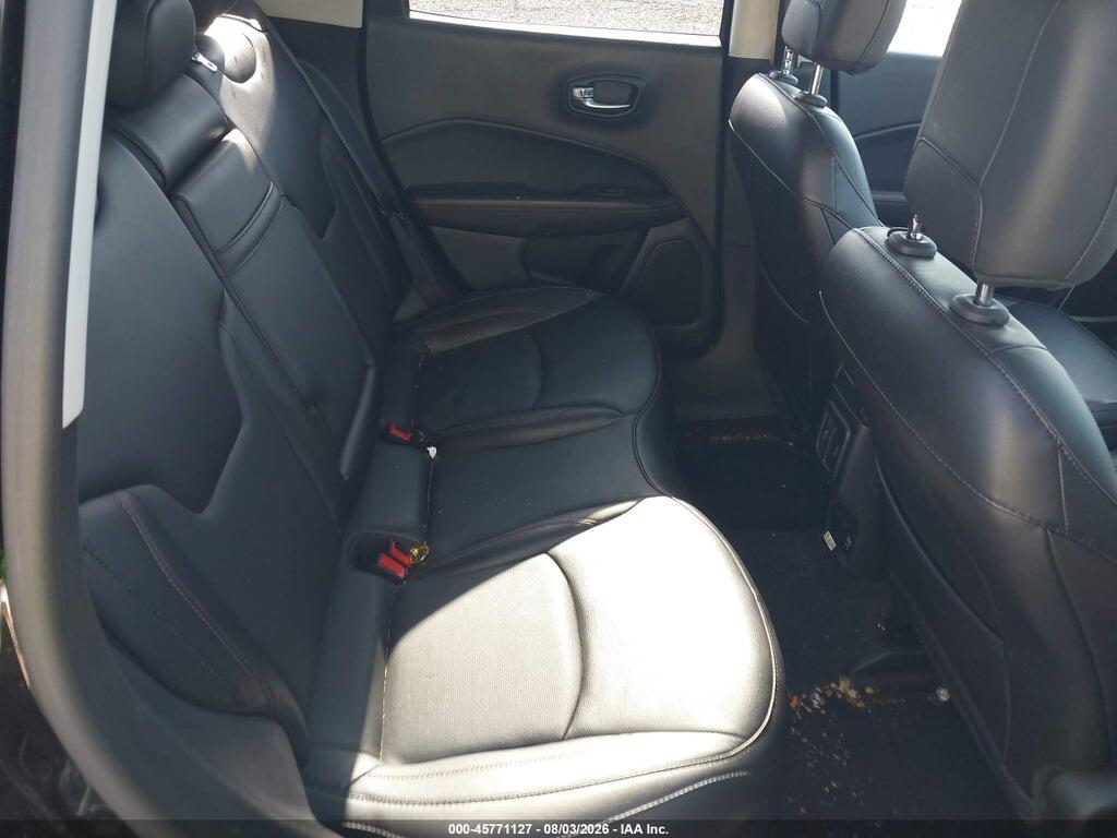 3C4NJDCB7KT741937 2019 JEEP COMPASS photo no. 8
