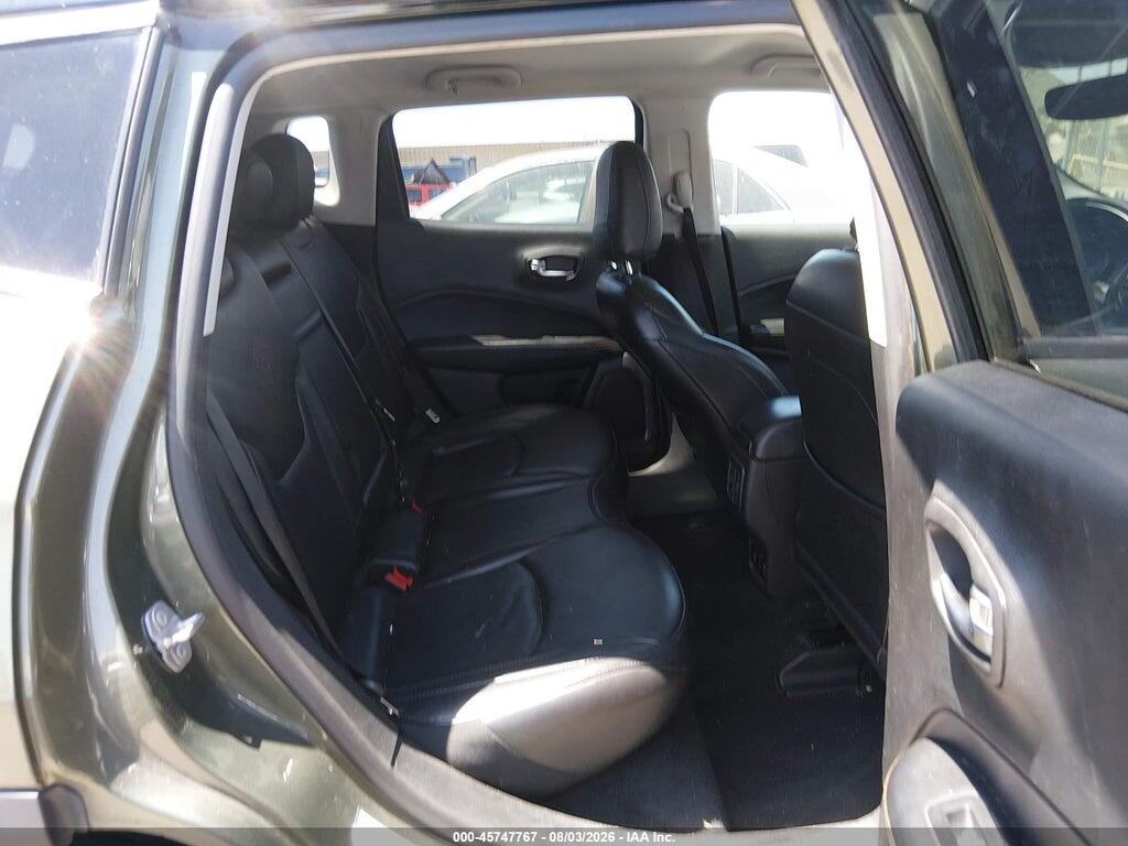 3C4NJDCB0KT827803 2019 JEEP COMPASS photo no. 8