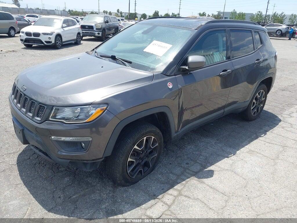 3C4NJDDB0KT660440 2019 JEEP COMPASS photo no. 2