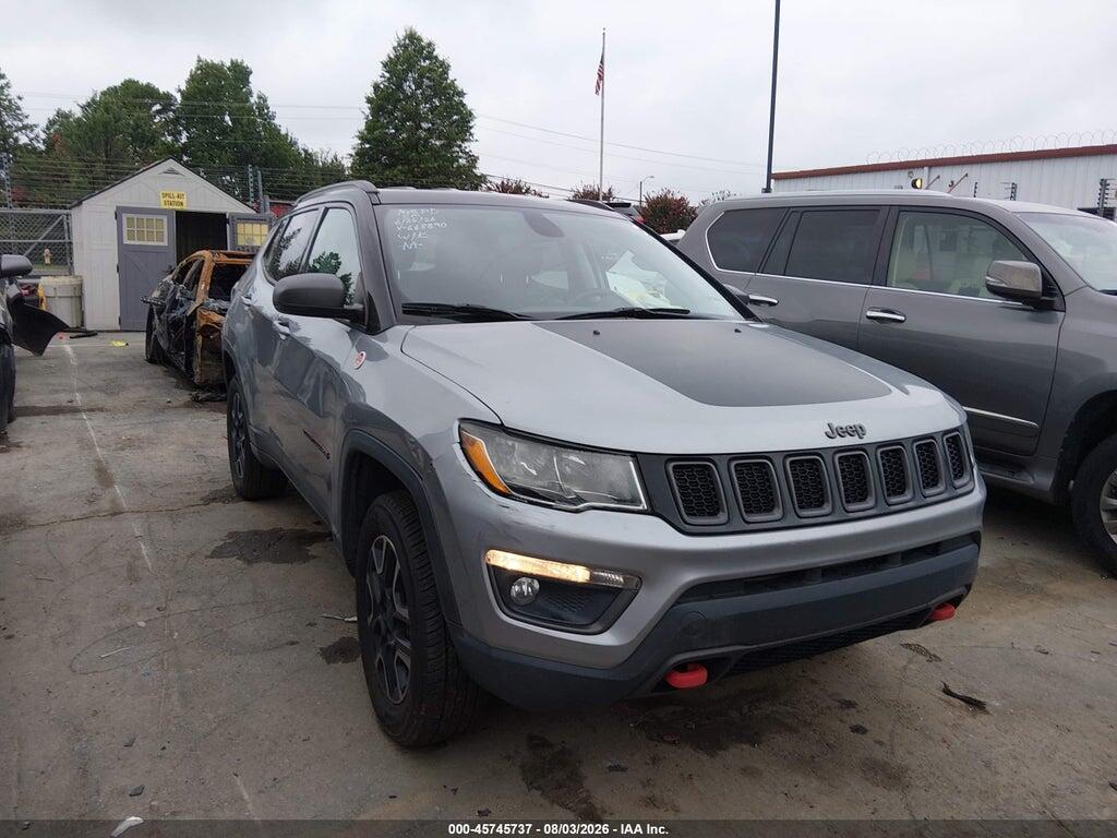 3C4NJDDB5KT668890 2019 JEEP COMPASS photo no. 1