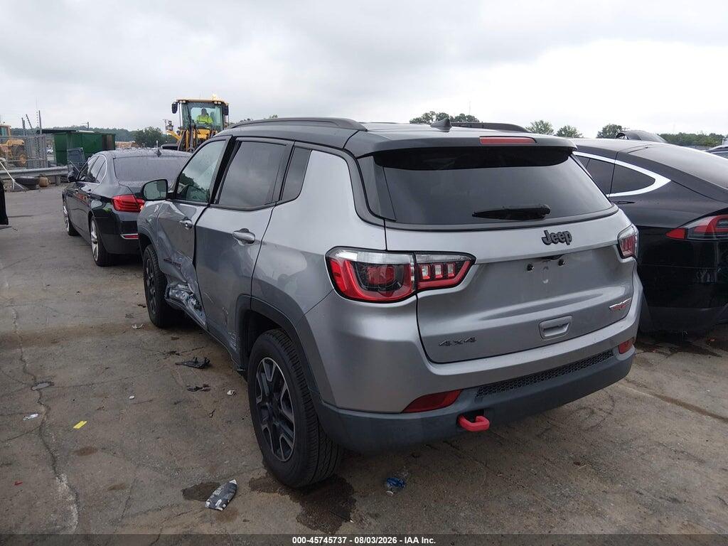 3C4NJDDB5KT668890 2019 JEEP COMPASS photo no. 3
