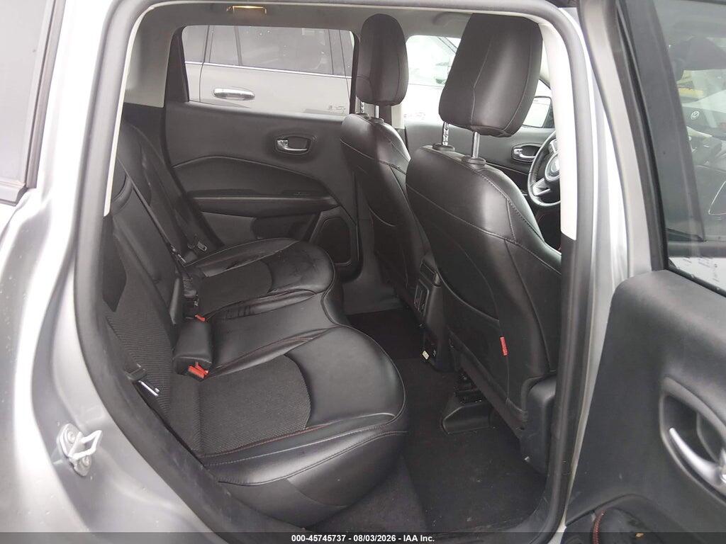 3C4NJDDB5KT668890 2019 JEEP COMPASS photo no. 8