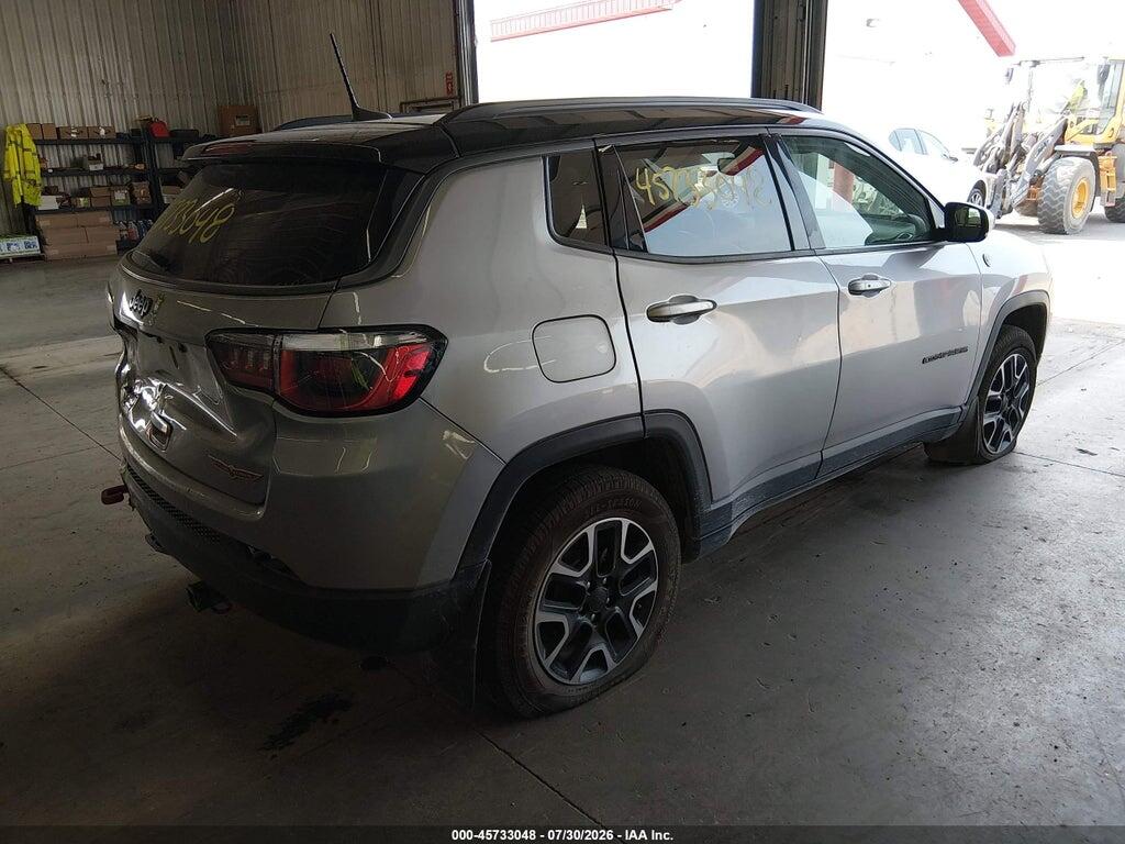 3C4NJDDB9KT752436 2019 JEEP COMPASS photo no. 4