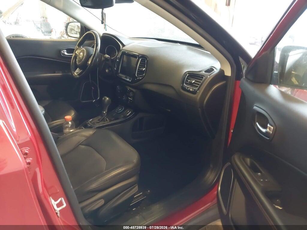 3C4NJDCB1KT812288 2019 JEEP COMPASS photo no. 5