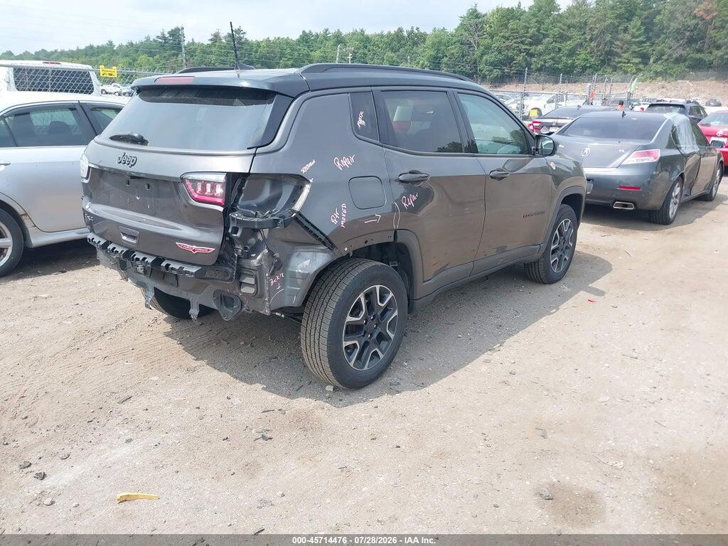 3C4NJDDB2KT733193 2019 JEEP COMPASS photo no. 4