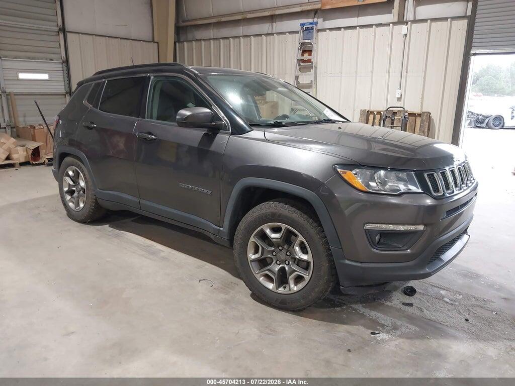 3C4NJCBB4KT788886 2019 JEEP COMPASS photo no. 1