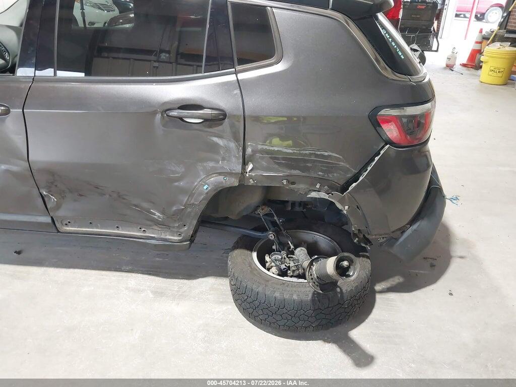 3C4NJCBB4KT788886 2019 JEEP COMPASS photo no. 6
