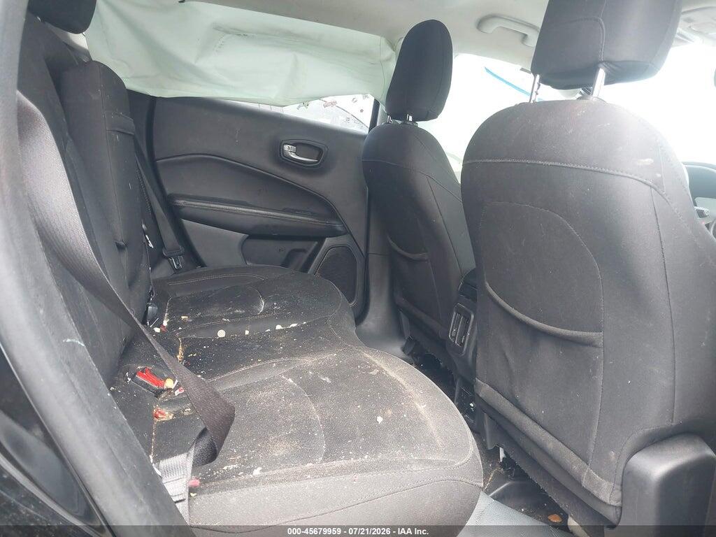 3C4NJDAB5KT702993 2019 JEEP COMPASS photo no. 8