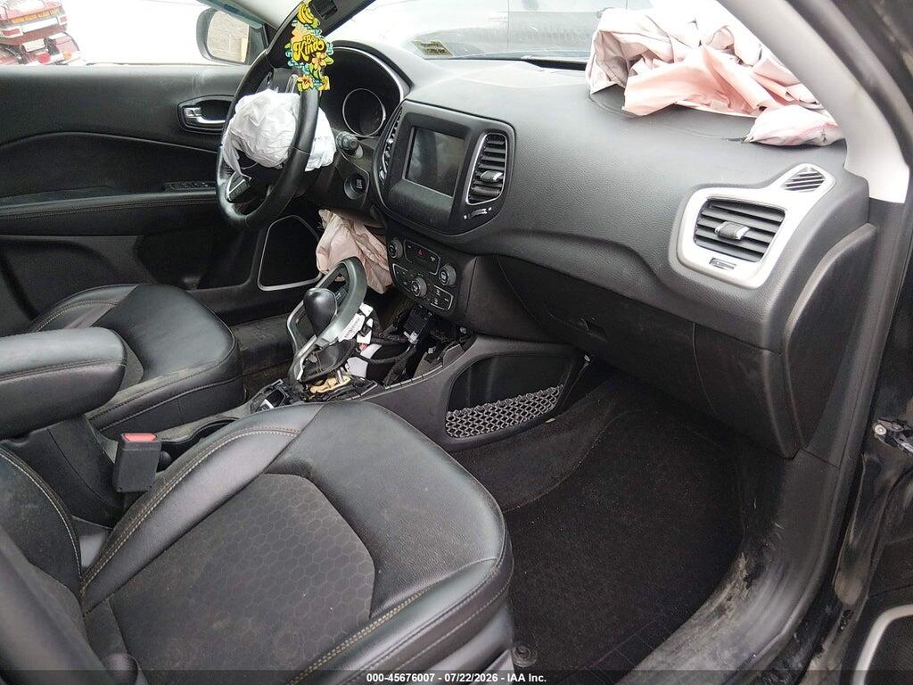 3C4NJDBB6KT767446 2019 JEEP COMPASS photo no. 5