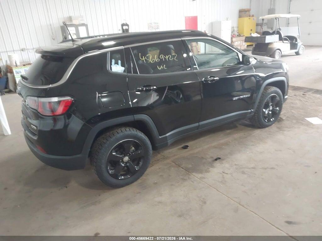 3C4NJDBB1KT800689 2019 JEEP COMPASS photo no. 4