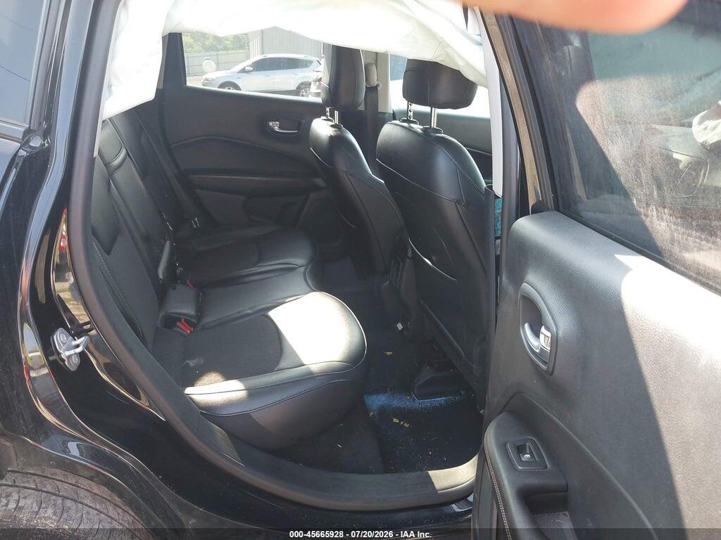 3C4NJDBB9KT641274 2019 JEEP COMPASS photo no. 8