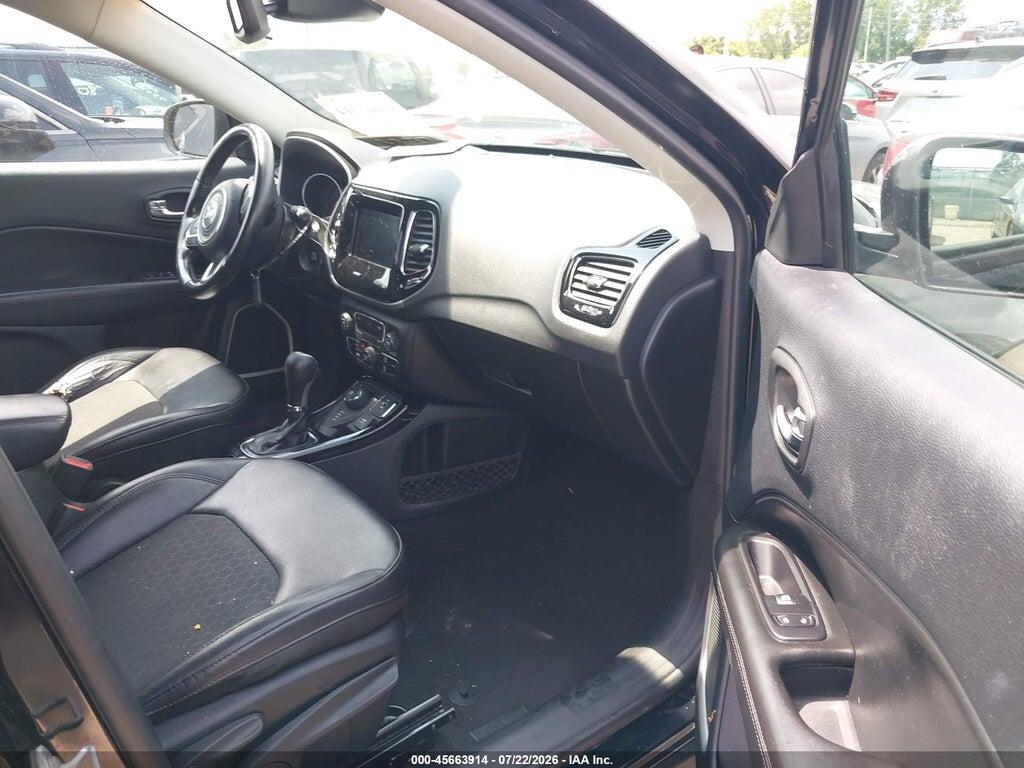 3C4NJDBB7KT623002 2019 JEEP COMPASS photo no. 5