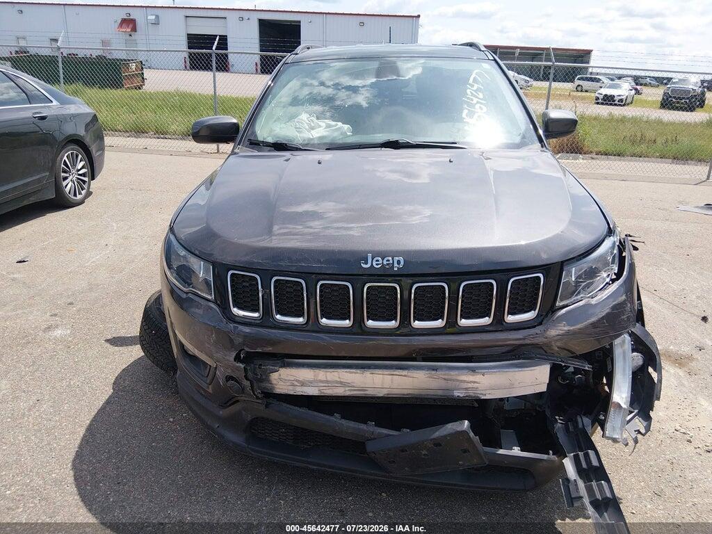3C4NJDBB5KT827975 2019 JEEP COMPASS photo no. 12