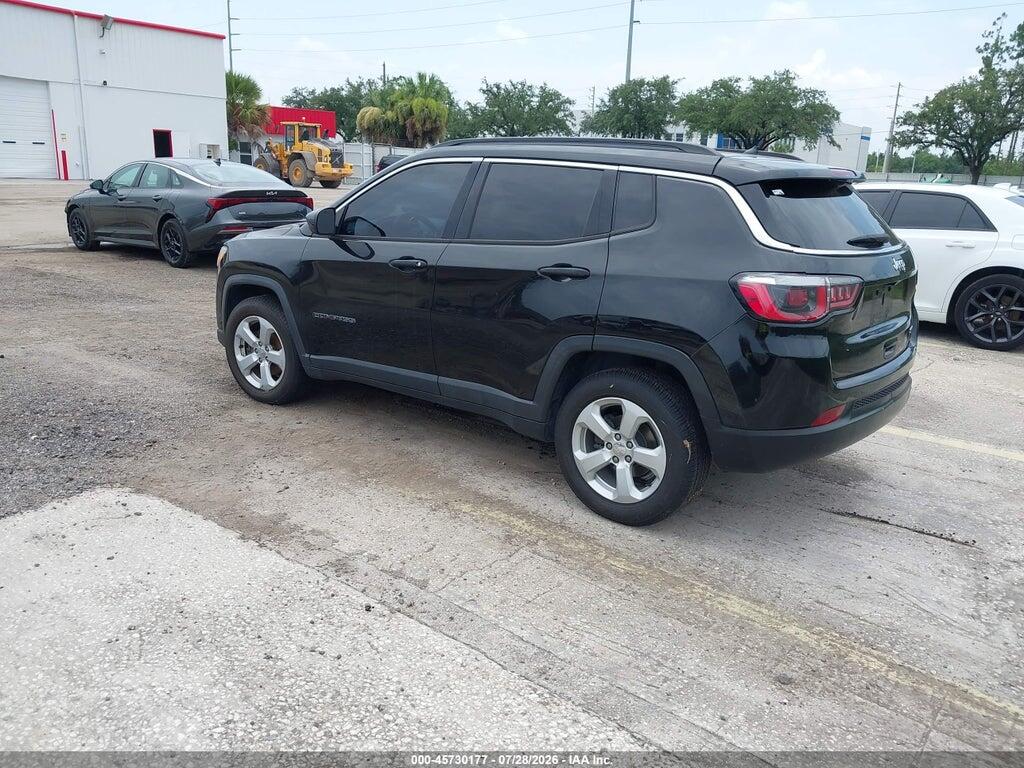 3C4NJCBB5JT267660 2018 JEEP COMPASS photo no. 3