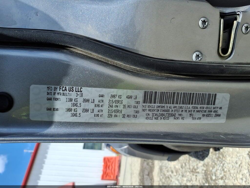 3C4NJDAB4JT359642 2018 JEEP COMPASS photo no. 9