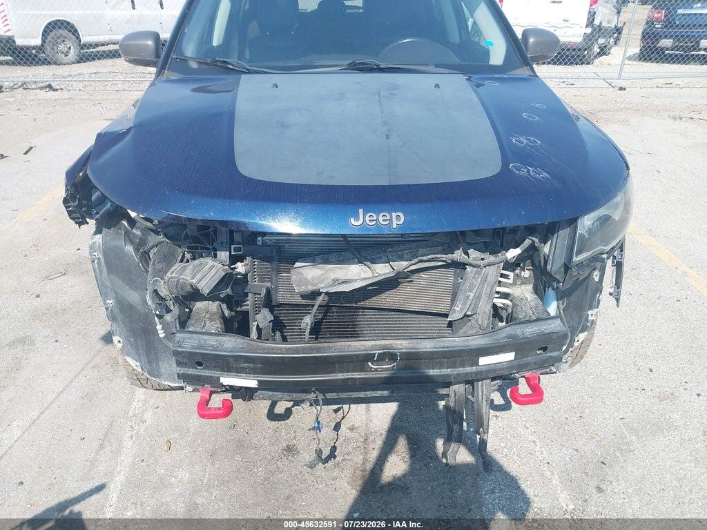 3C4NJDDB2JT456477 2018 JEEP COMPASS photo no. 6