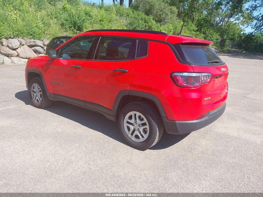 3C4NJDAB2JT392235 2018 JEEP COMPASS photo no. 3