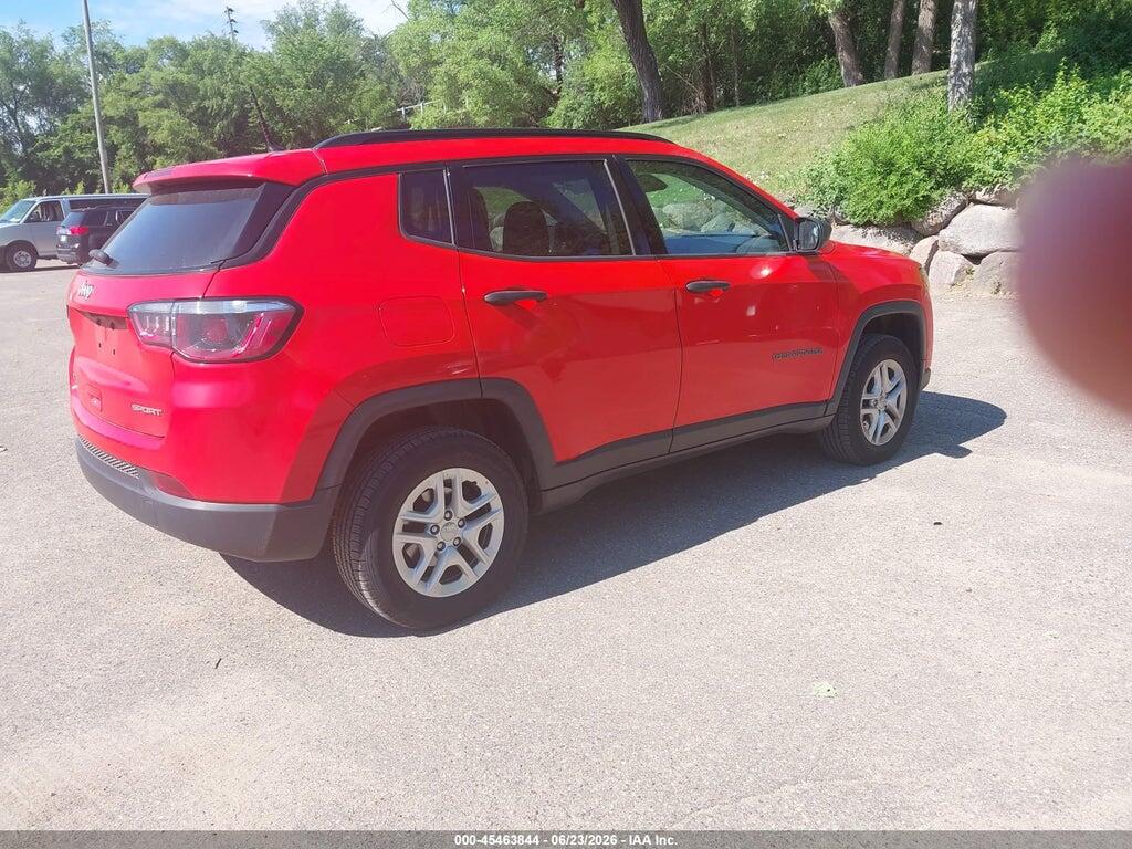 3C4NJDAB2JT392235 2018 JEEP COMPASS photo no. 4