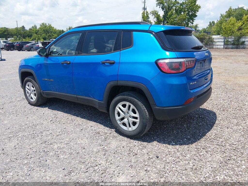 3C4NJDAB3JT372172 2018 JEEP COMPASS photo no. 3