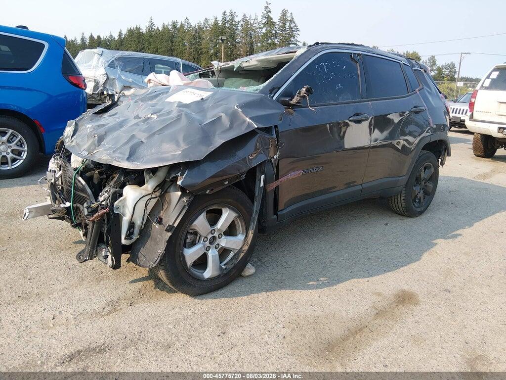 3C4NJDBB8JT423387 2018 JEEP COMPASS photo no. 2