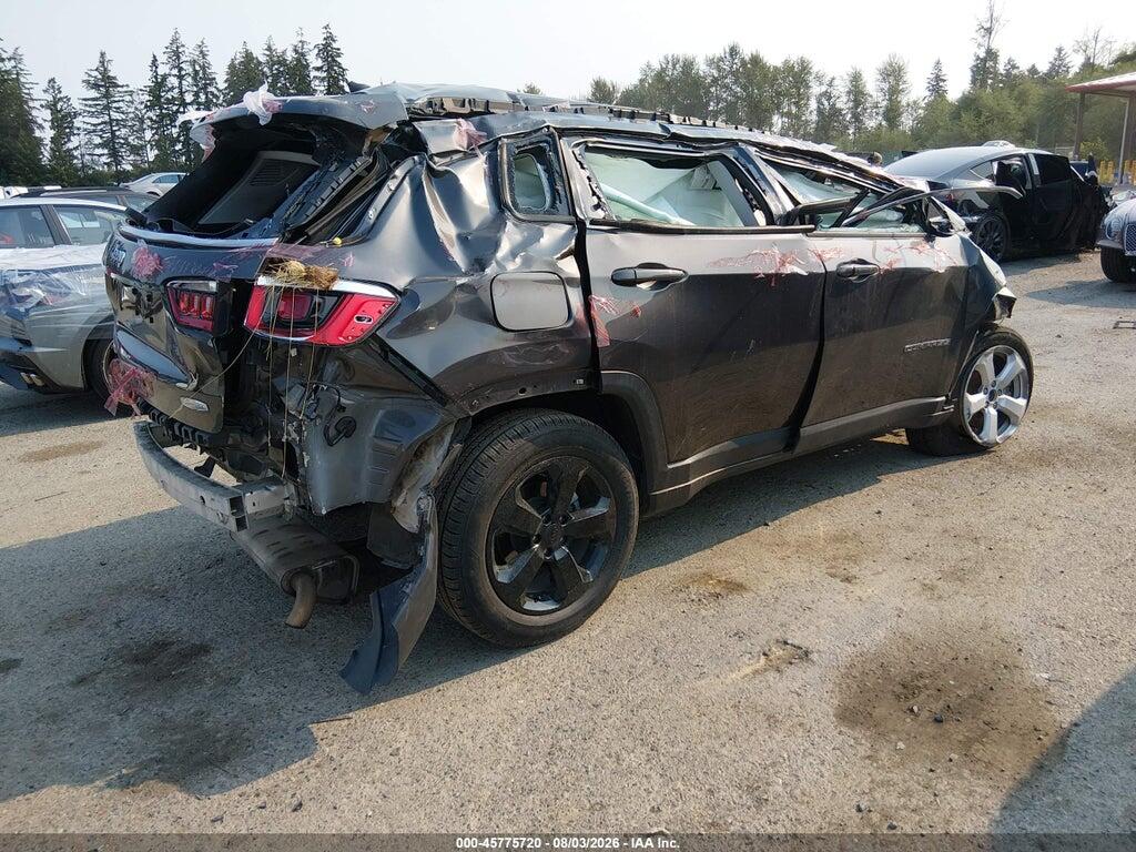 3C4NJDBB8JT423387 2018 JEEP COMPASS photo no. 4