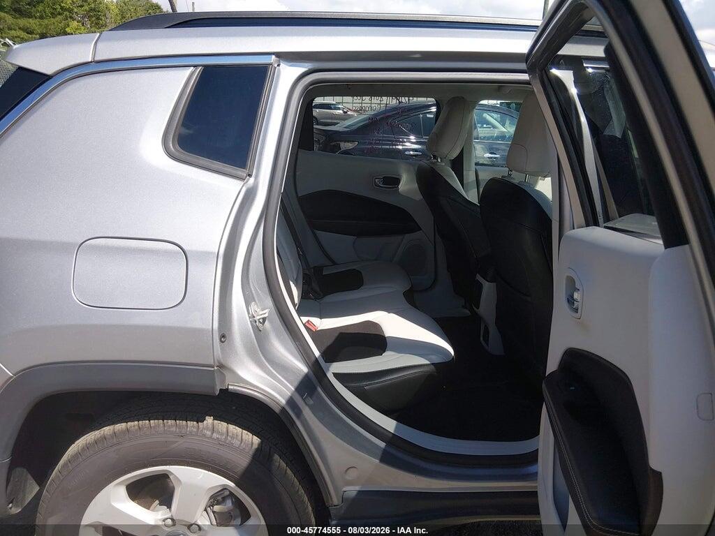 3C4NJDBB3JT314268 2018 JEEP COMPASS photo no. 8