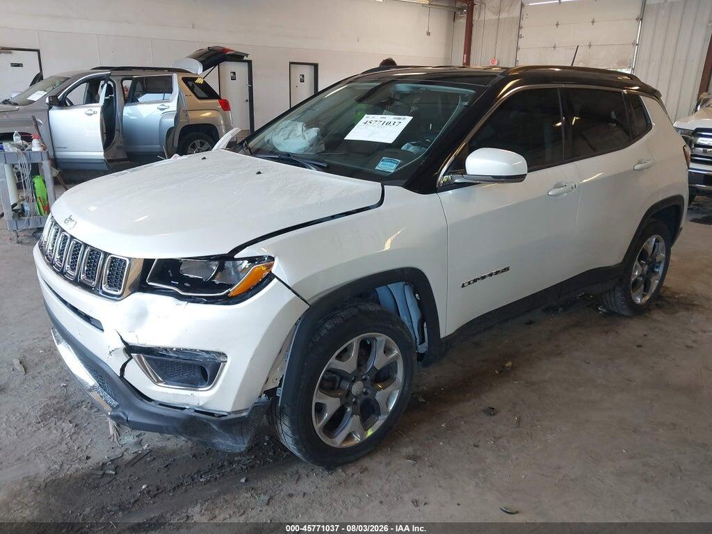 3C4NJDCB2JT329004 2018 JEEP COMPASS photo no. 2
