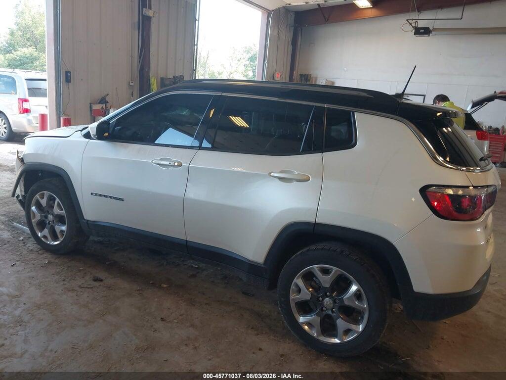 3C4NJDCB2JT329004 2018 JEEP COMPASS photo no. 3