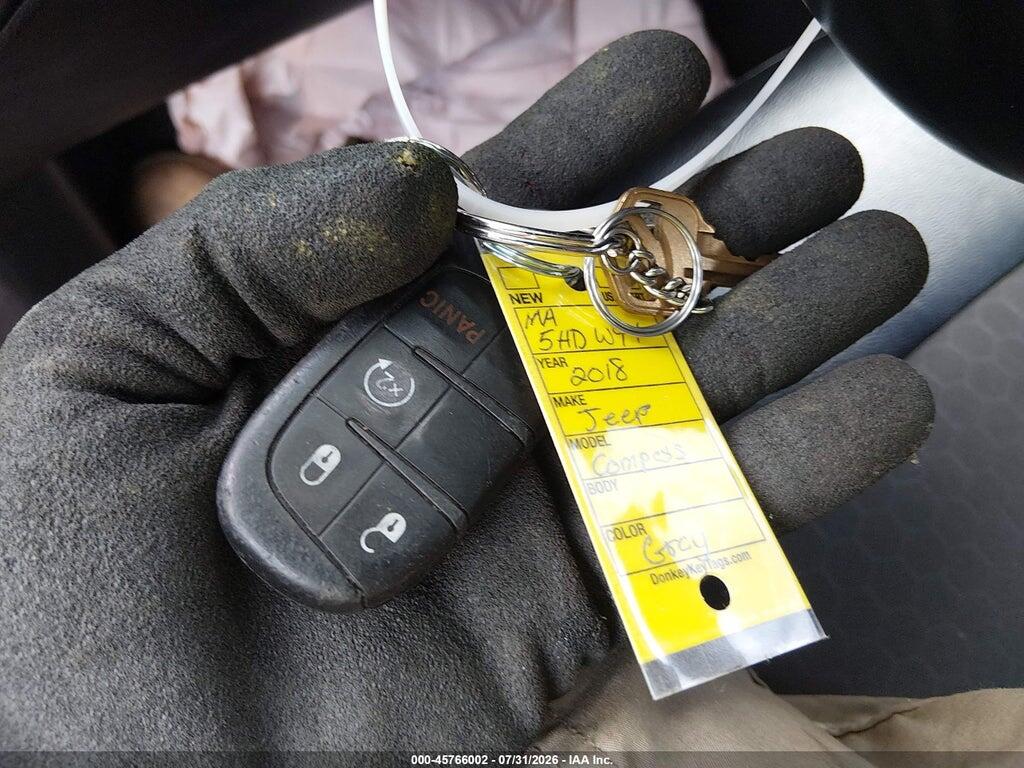 3C4NJDBB3JT397734 2018 JEEP COMPASS photo no. 11