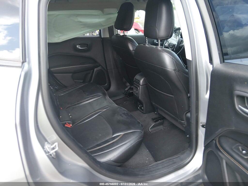 3C4NJDBB3JT397734 2018 JEEP COMPASS photo no. 8
