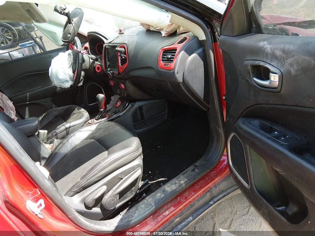 3C4NJDBBXJT401486 2018 JEEP COMPASS photo no. 5