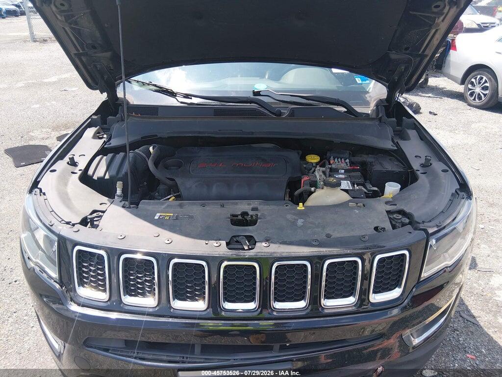 3C4NJCCB1JT211374 2018 JEEP COMPASS photo no. 10