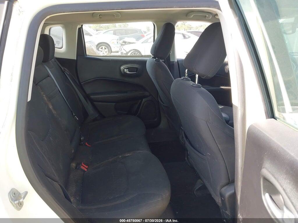3C4NJCAB1JT328875 2018 JEEP COMPASS photo no. 8