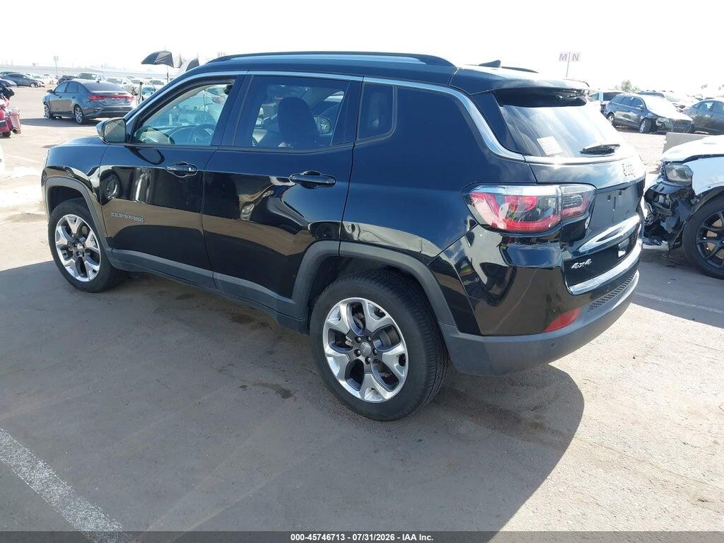 3C4NJDCB2JT334008 2018 JEEP COMPASS photo no. 3