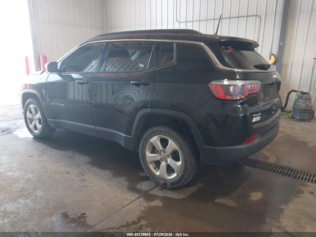 3C4NJDBB7JT199707 2018 JEEP COMPASS photo no. 3
