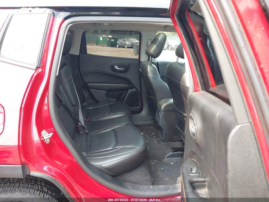 3C4NJDCB0JT101597 2018 JEEP COMPASS photo no. 8
