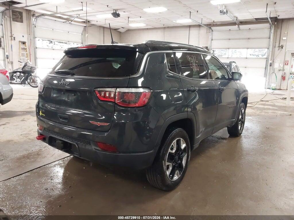 3C4NJDDBXJT129146 2018 JEEP COMPASS photo no. 4
